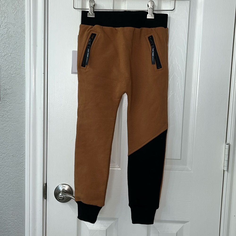Tiny Tribe Jogger Sz 6